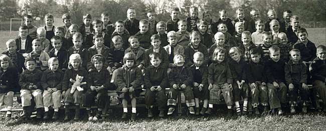 Class of 1970 in 1955 (3-year-old kindergarten).